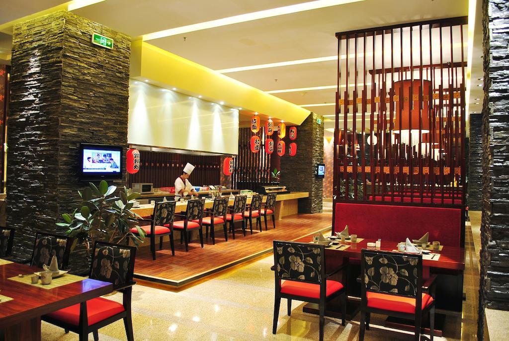 Wyndham Grand Plaza Royale Palace Chengdu Exterior photo